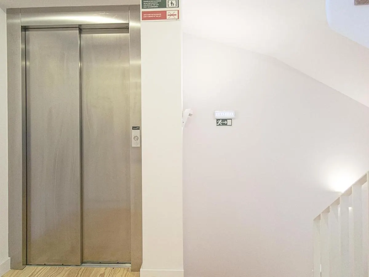 Bairro Alto Charming Bright Apt With Ac Elevator Lissabon 0*,
